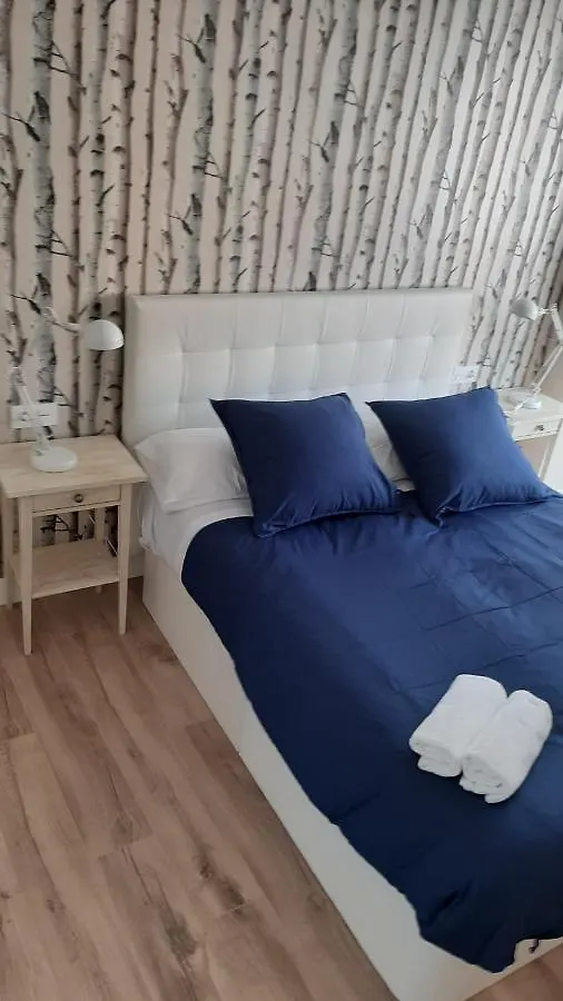 Guggenheim Bilbao Center Apartment Homestay